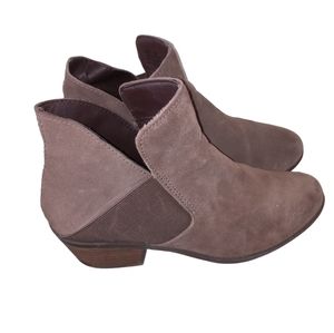 - Me too Soey taupe suede ankle booties 8M